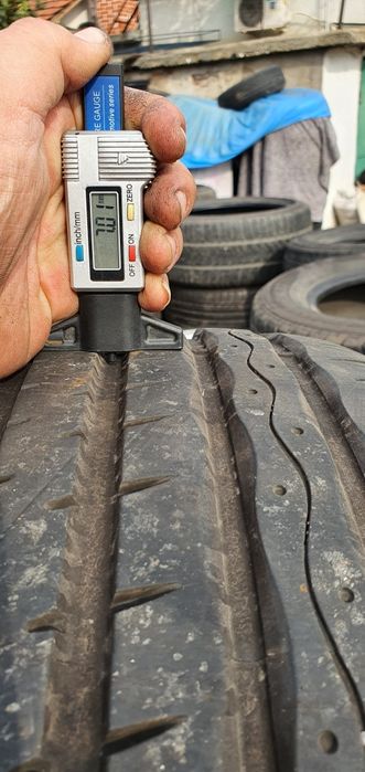 Гуми 2бр  305/25/19