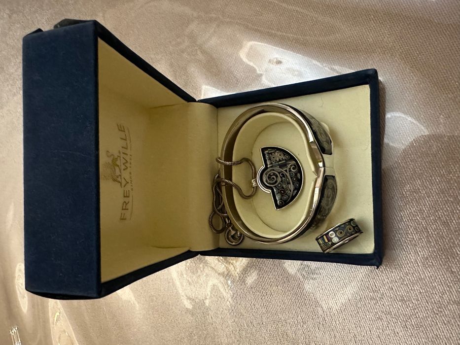 Комплект Frey Wille