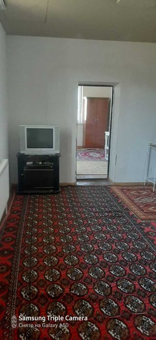 УрДУни олдидаги уйга кизларни ижарага  куяман