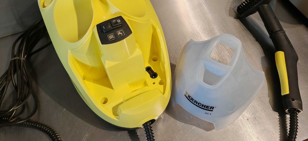 Karcher SC 4 * Видео как работи * Mощна парочистачка * Made in Germany * 3.5 bar, 2000W, Непрекъсната работа. Приставки. Steam Cleaner Кархер
