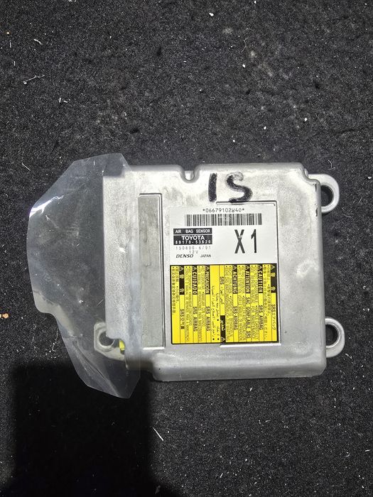 Calculator airbag lexus is300h III 2013-2023 impecabil