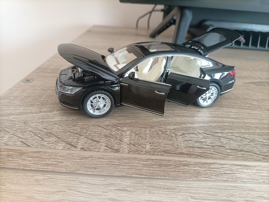 Machete metalice Audi, BMW, Toyota, Volkswagen