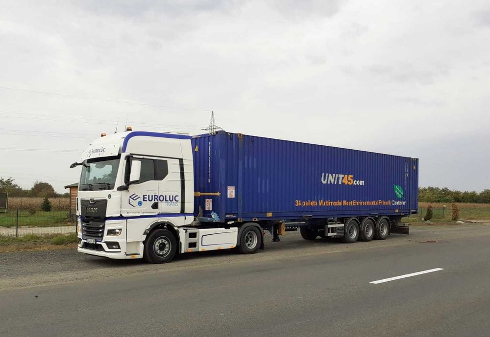 Container maritim  45' - 2.5m latime.13.7m lungime