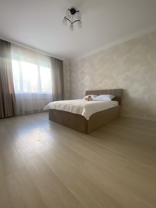 Посуточно 1 комн ЖК КОСМОС