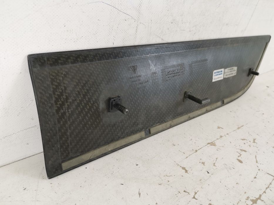 Порше Макан / Porsche Macan Оригинален десен заден праг от карбон в до