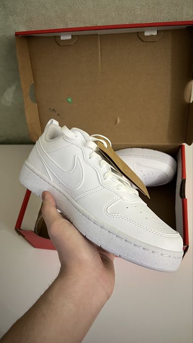 Оригинальные кроссовки найк