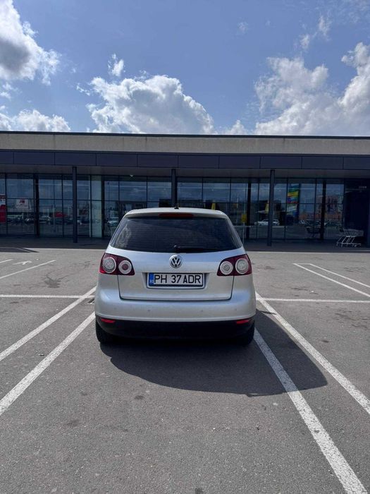 Volkswagen Golf 5 Plus 2.0 TDI BMM 140 CP