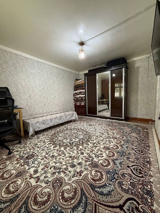 Yangihayot tumani yo'ldosh 2 kvartira 2xonali zudlik bilan sotiladi!