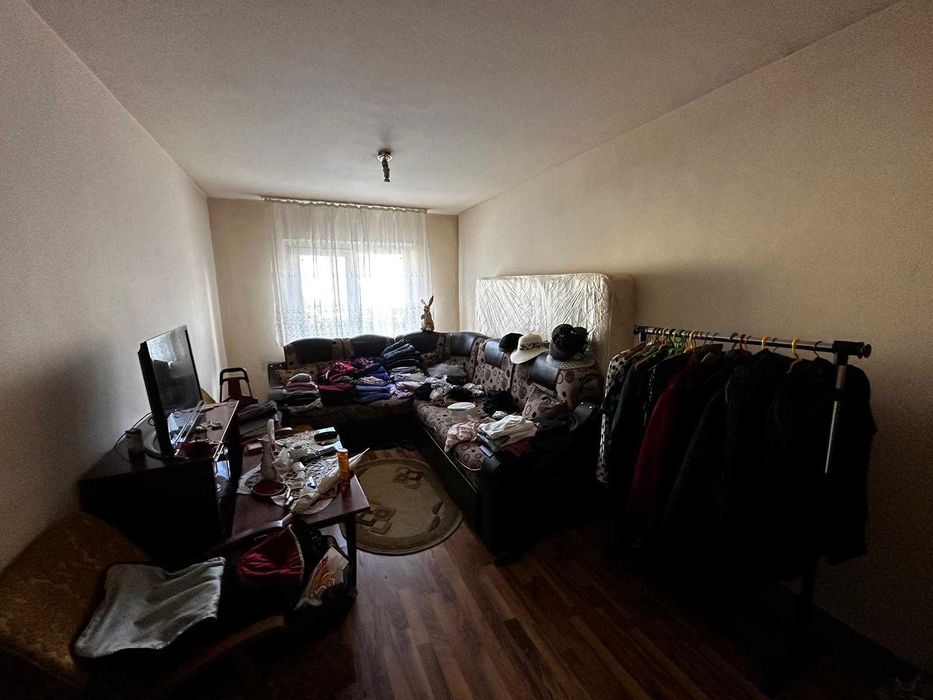 Apartament 3 camere P/4 str. Gloriei cartier Tractorul Brasov