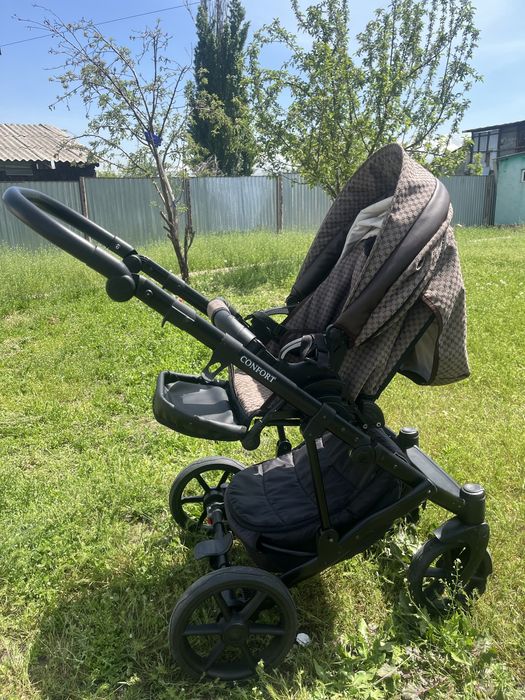 Коляска 2в1 почти новая