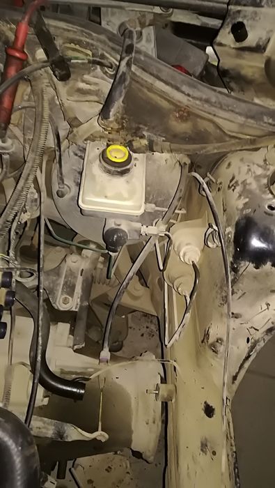 Форд Ескорт на части