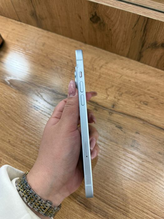 Iphone 15 plus 256гб