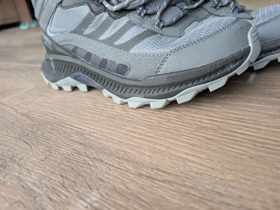 Туристически обувки Merrell