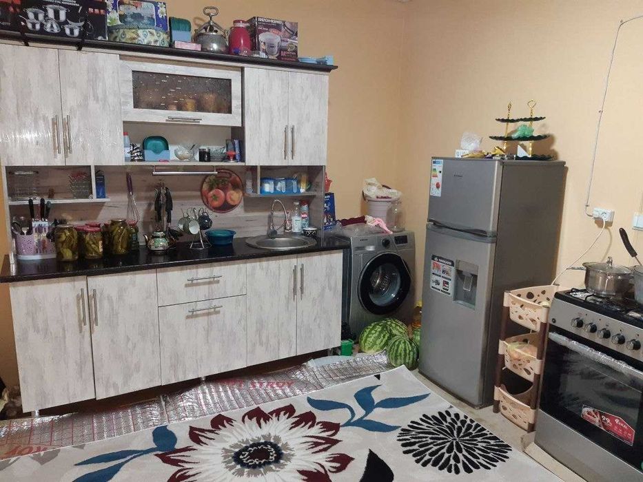 Xovli uy sotiladi