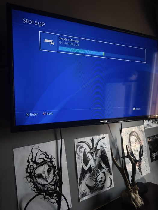 Хакнат PlayStation 4 (500GB) + 2 Джойстика + Игри (GoldHEN v9.60)