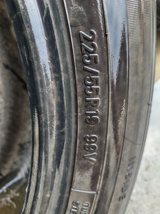Vând 4 cauciucuri de vara 225/55/19