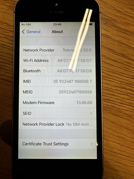 Iphone SE 16GB - No Icloud