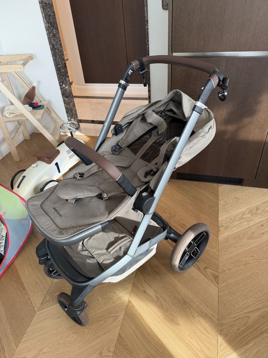 бебешка / детска количка Maxi Cosi Fame - комплект