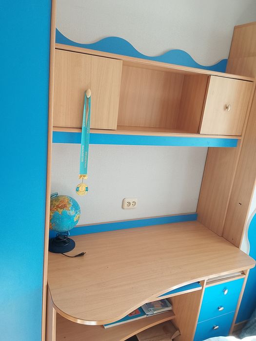 Продам детскую стенку