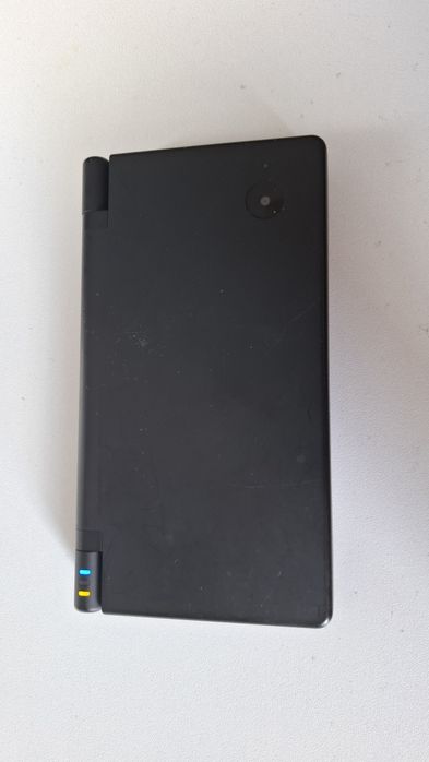 Портативка Nintendo dsi