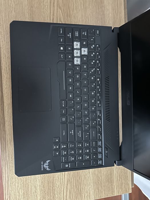 Vând Laptop ASUS TUF Gaming FX505DD