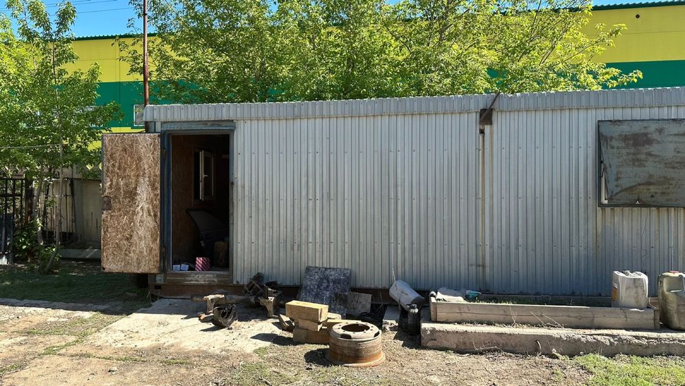 Контейнер морской