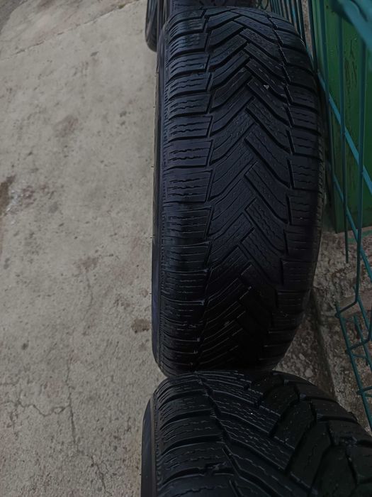Michelin Alpin 6 зимни гуми 195/65/15 дот 20/23