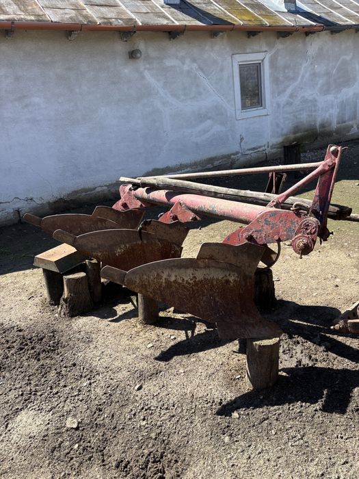 Tractor 650 plug si disc in stare buna de fructionare