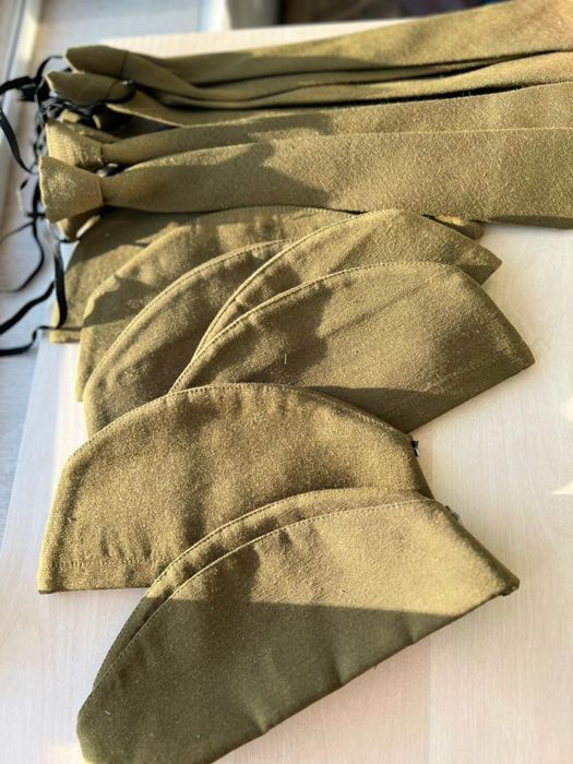 Пилотки и галстуки