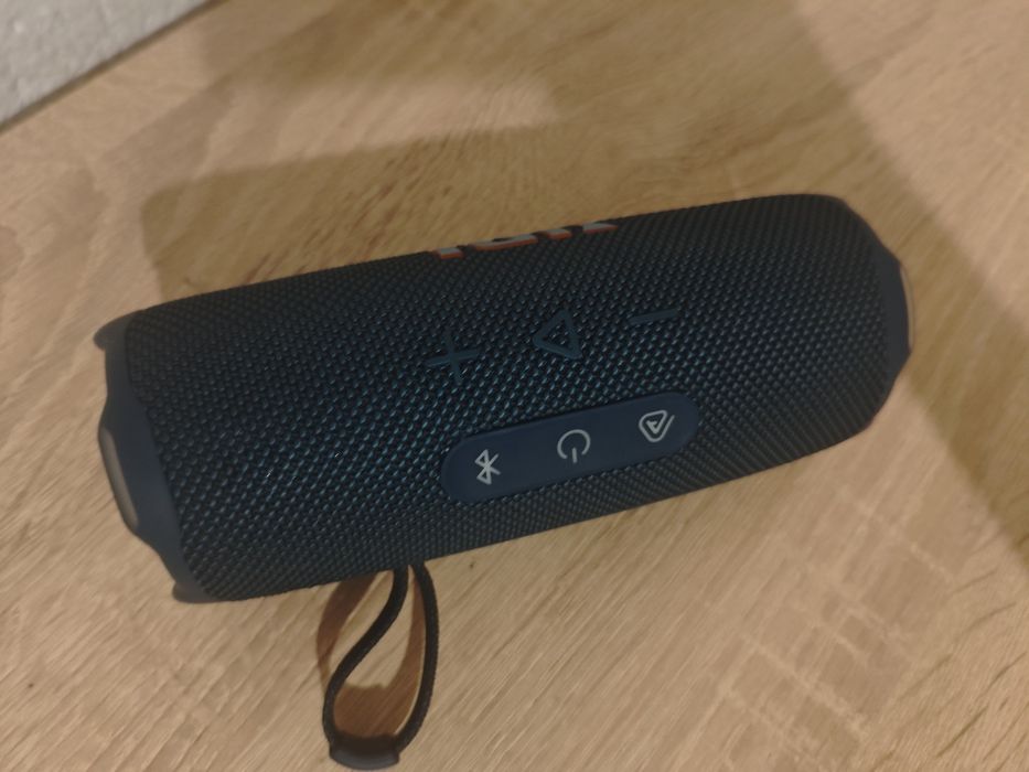Jbl flip 7 като нова