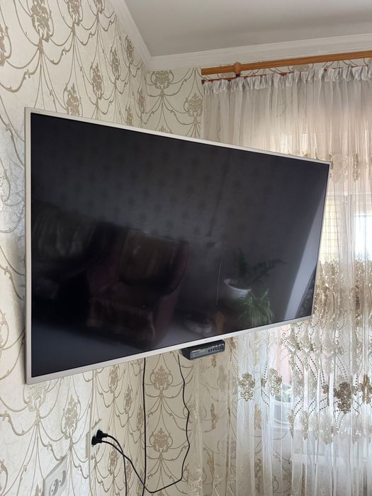 Телевизор Sony, б/у в хорошем состоянии
