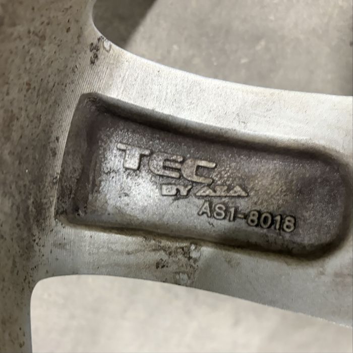 Лети джанти 18 8j 5x112