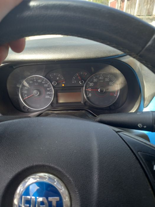 Vând fiat grande punto 2007gpl