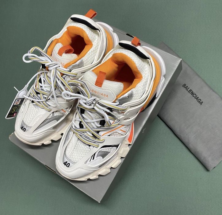 Balenciaga Track