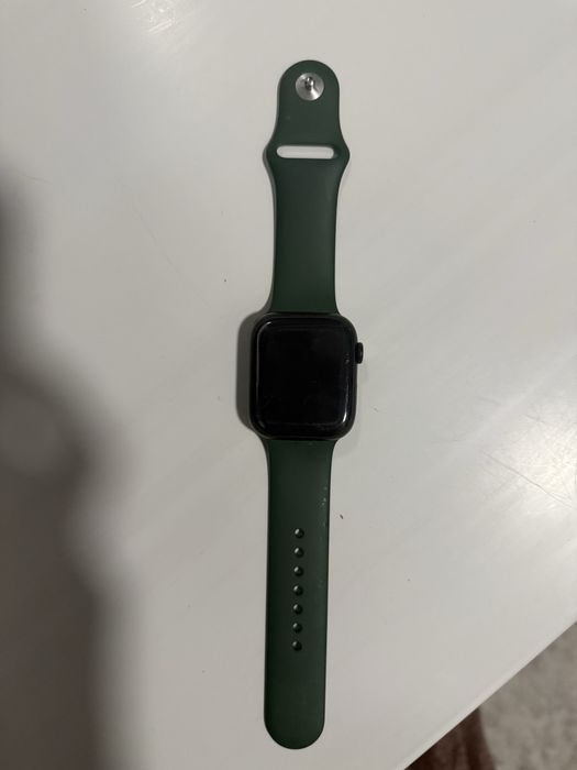 Apple Watch 7, коробка имеется