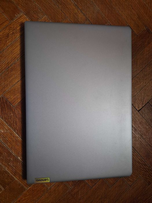Laptop LENOVO IdeaPad 3 17ALC6 – 17.3", Ryzen, 8GB RAM, 256GB SSD, stare foarte bună