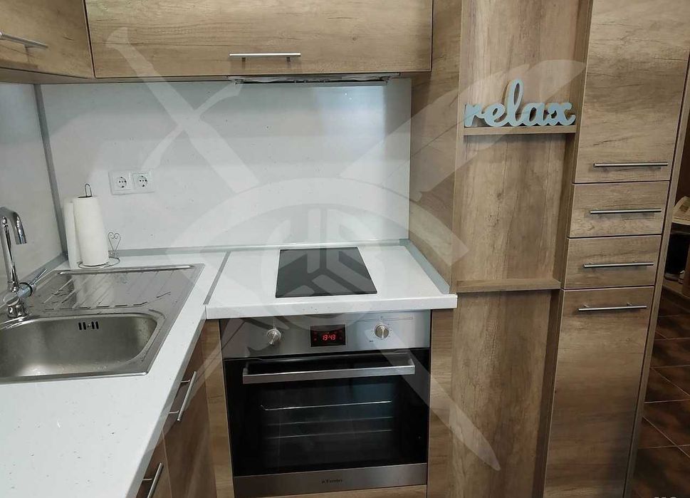 Дава се под наем Едностаен апартамент в Варна, Окръжна болница - 36 кв.м за 300 € - Снимка #1