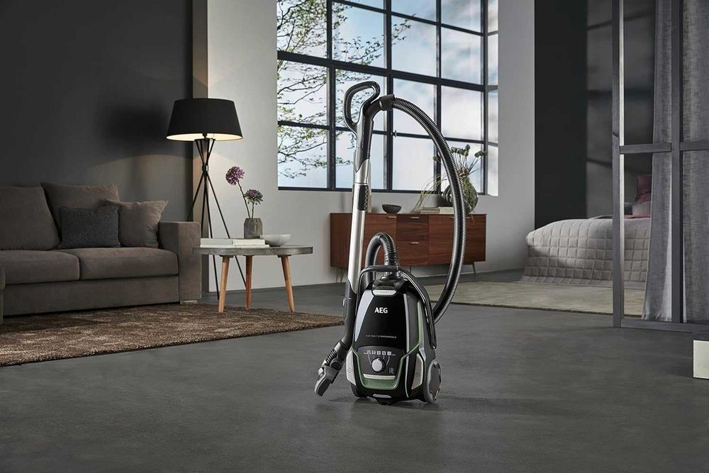 ПРОМО Нова Мощна Прахосмукачка с Торба AEG VX9-2-ÖKO, 850 W с Гаранция