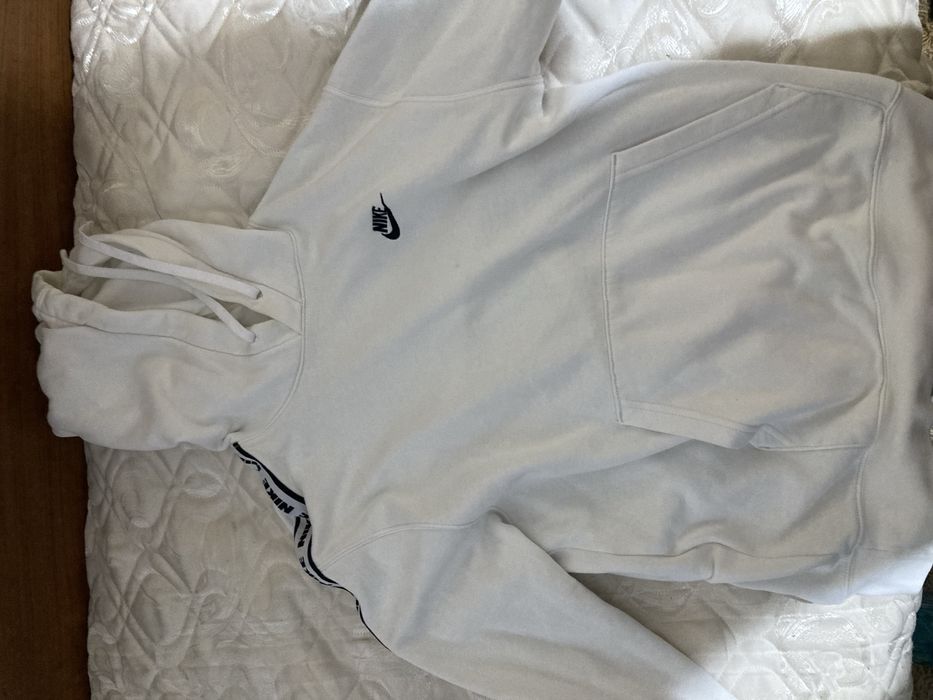 Продавам оригинален nike екип размер s