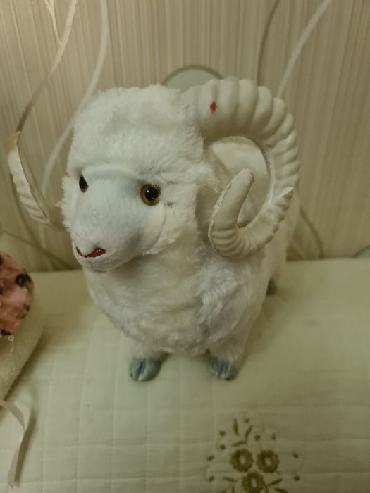 Игрушки мягкие фирменные