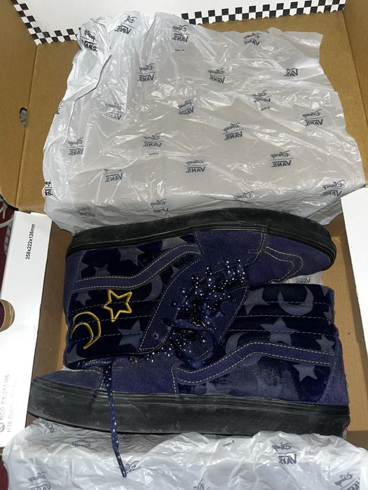 vans x disney mickey mouse