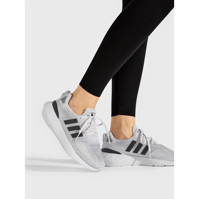 НОВИ ОРИГИНАЛНИ Маратонки adidas Сникърси Swift Run 22 W GV7969 Сив
