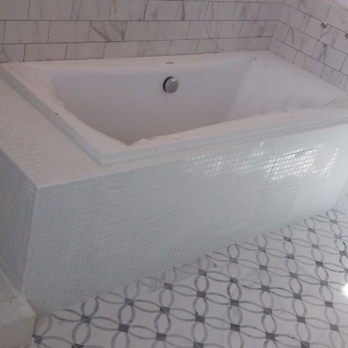 Плиточник-кафельщик.