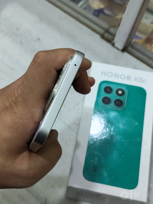 Honor X8 C 16/256 GB White ideal srochna sotladi