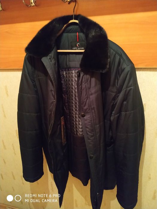 Пуховик мужской черный