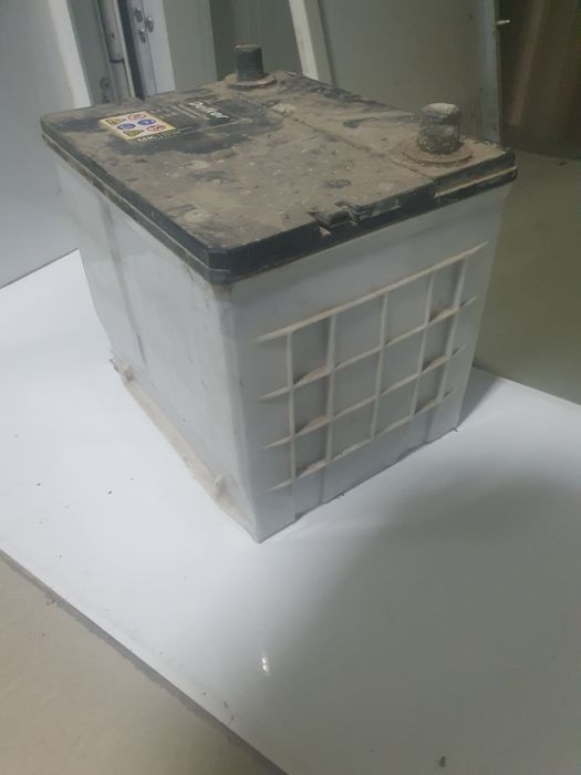 Продаётся акумулятор Delkor б/у