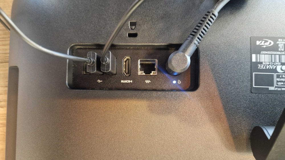 sistem pc all in one HP hp 22-3103nq i3 4Gb ram 500Gb