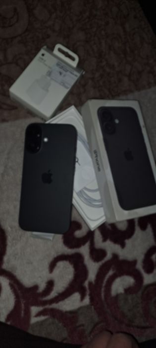 Айфон 16 новый срочно продам