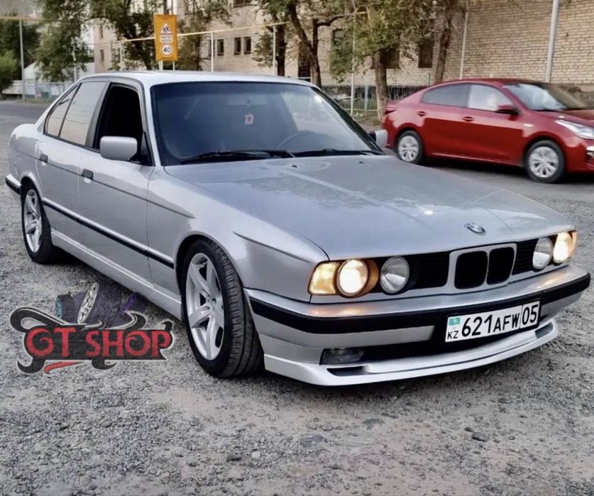 Бампер БМВ  e30 e34 e36
