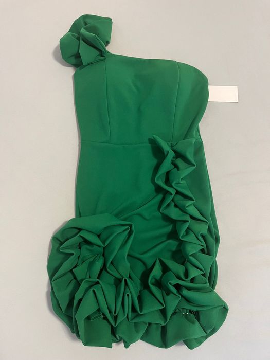 Чисто нова рокля с етикет